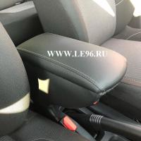 Подлокотник на Renault Logan Stepway (2018-н.в.)