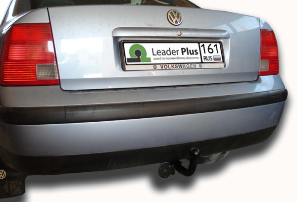 Фаркоп для Volkswagen Passat B5 PLUS седан (без электрики) (1996-2005) «ЛидерПлюс»