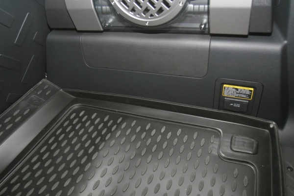 Коврик в багажник TOYOTA FJ-Cruiser (2006-н.в.) (полиуретан)