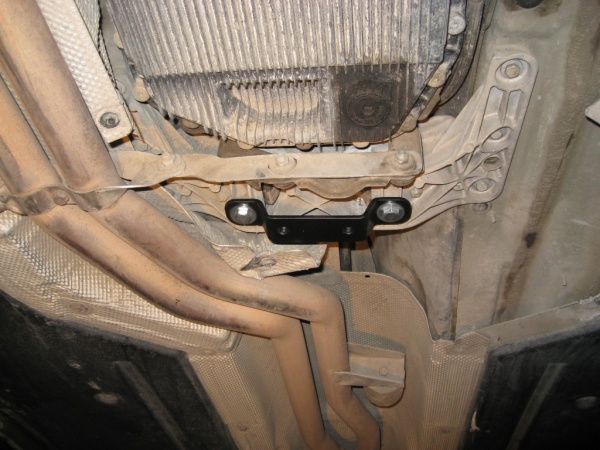 Защита картера BMW 5-й серии E60 (3 части) (2003-2010) V-2,0; 2,2; 2,3; 3,0 Alfeco