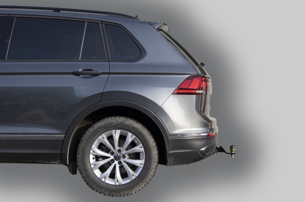 Фаркоп для Volkswagen Tiguan, Tiguan 2 (без электрики) (2007-2016) (2016-н.в.) «ЛидерПлюс»