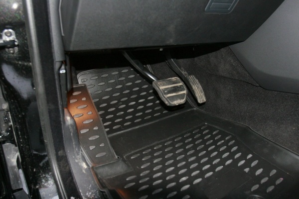 Коврики в салон LAND ROVER Discovery 4, 2010-2014, 4 шт. (полиуретан)
