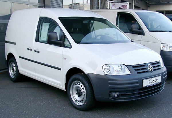 Защита картера Volkswagen Caddy (2004-2015) 1.6; 1.9D Alfeco