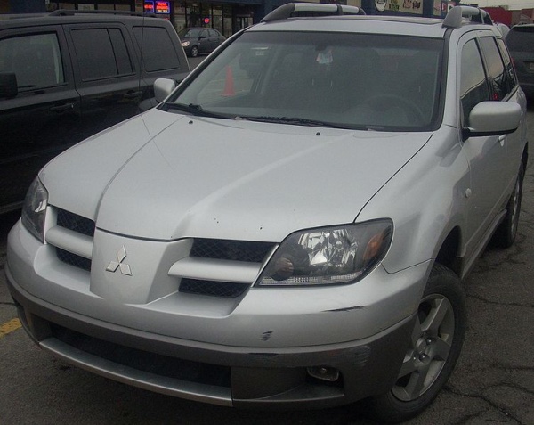 Защита картера Mitsubishi Outlander (2 части) (2003-2006) Alfeco