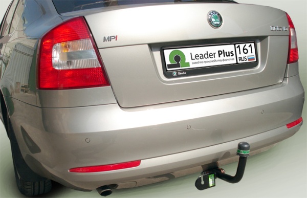 Фаркоп для Skoda Octavia A5 (без электрики) (2008-2013) «ЛидерПлюс»