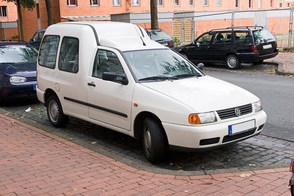 Защита картера Volkswagen Caddy (1996-2004) 1.6; 1.8 Alfeco