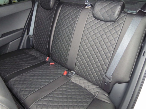 Чехлы из экокожи РОМБ для Audi Q3 (2011-н.в.) "Автопилот"