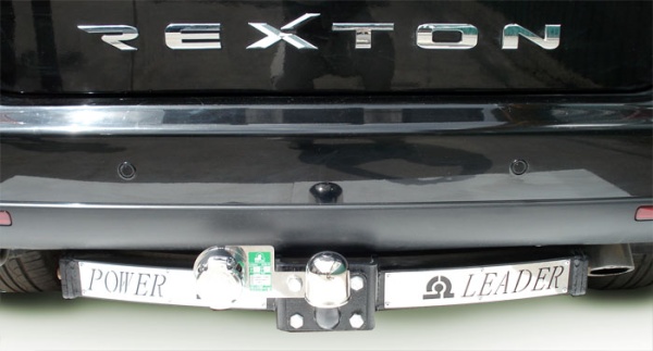 Фаркоп для Ssang Yong Rexton I Rexton II c нержавеющей пластиной (без электрики) (2003-2007) (2007-н.в.) «ЛидерПлюс»