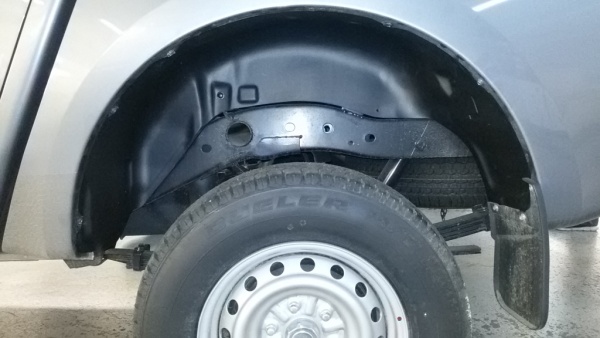 Подкрылок MITSUBISHI L200, 2015-н.в., (задний левый)