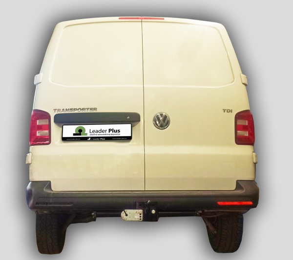 Фаркоп для Volkswagen Transporter T5 фургон закрытый (без электрики) (2003-2009) «ЛидерПлюс»