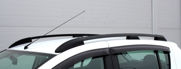 Рейлинги на крышу Renault Sandero (2014-н.в.)
