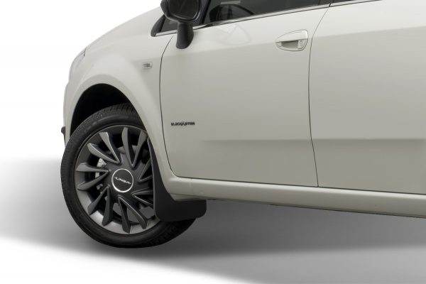 Брызговики передние для Fiat Linea sedan (2007-н.в)