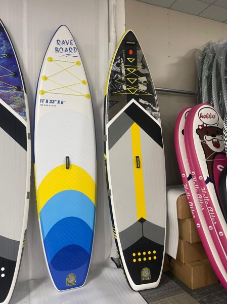 Надувная SUP-доска (сапборд) Rave Board B&Y (335x83x15 cm)