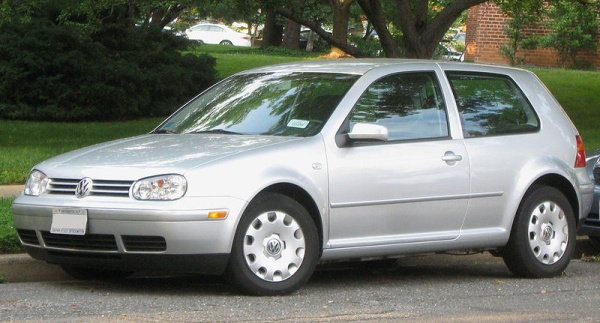 Защита картера Volkswagen Golf IV до 75 л.с. (1997-2003) 1.4; 1.6 Alfeco