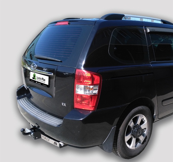 Фаркоп для Kia Carnival с накл. из нерж.стали (без электрики) (2006-2014) «ЛидерПлюс»