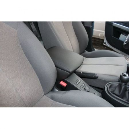 Подлокотник на Seat Leon