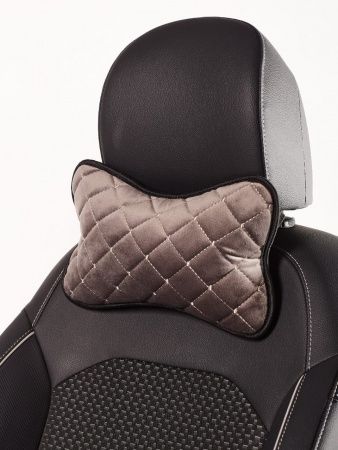 Подушка под шею из велюра