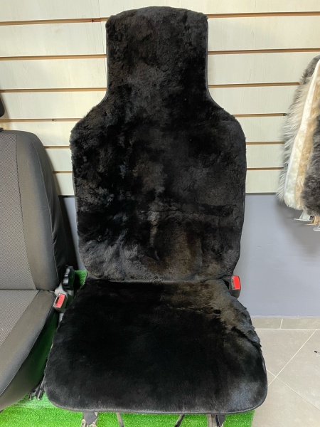 Меховая накидка на сиденье Черная с коротким ворсом (Пятигорск)